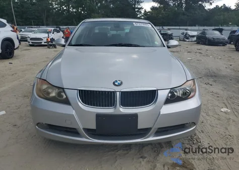 2006 BMW 325 I z USA, uszkodzony, nr VIN WBAVB13586PT19012
